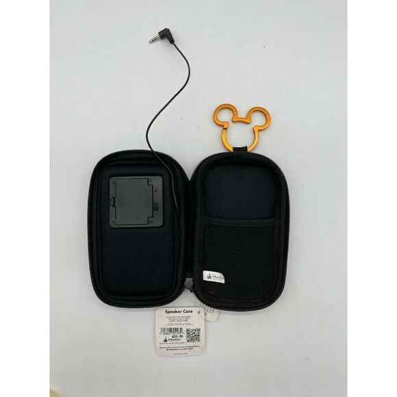 Disney's Speaker Case Perry The Platypus for Player 3.5 mm Jack Safety Clip NEW - Picture 9 of 10